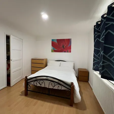 Monk Drive House Apartment
